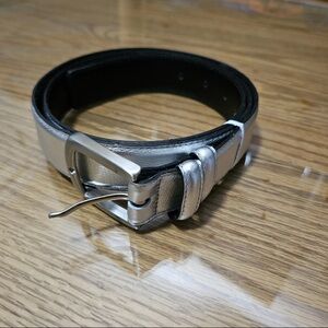 Kettlewell Women's Silver Metallic Leather Classic Clasp Belt LL 100cm